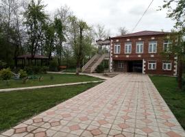 Guest House Danelia, hotel with parking in Martvili