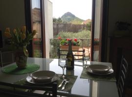 Ampio appartamento Sulcis Iglesiente Sardegna, vacation home in Gonnesa