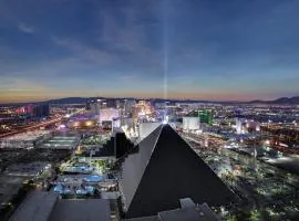 Luxor, hotel perto de Aeroporto Internacinal de McCarran - LAS, 