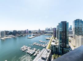Pars Apartments - Collins Wharf Waterfront, Docklands, отель в Мельбурне, рядом находится Пристань для яхт «Д'Альбора Маринас – Виктория»