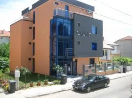 Excelsior Family Hotel