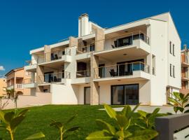 Apartments Kudec by El-Pi Tours, hotel v Malinski