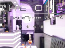 THE ONE Boutique Hotel Roma, hotel en Trevi, Roma