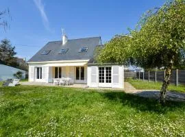 Peaceful holiday home near the beach