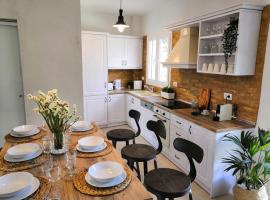 Domus Lux Houses by Konnect, hotel a Città di Corfù