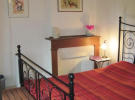 Le Ribet, cheap hotel in Lempaut