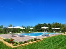 Villa Bonriposo by PosarelliVillas, hotel en Legoli