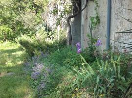 Mas Ferrieres Saint Laurent, holiday rental sa Saint-Laurent-le-Minier