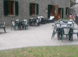 La Foresta Albergo Ristorante Pizzeria, hotell sihtkohas Badia Prataglia