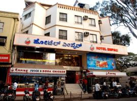 Hotel Empire Central Street, hotel v destinaci Bengalúr