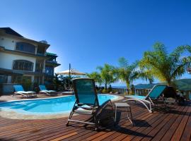 Ocean Terrace, bed and breakfast v destinaci Anse Royale