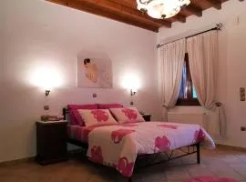 Apiranthos Diamond Maisonette in Naxos (3 BDRM)