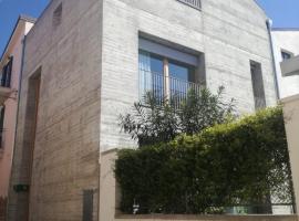 La casa di Mario tra le case