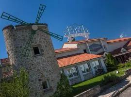 LOGIS Hôtel Le Moulin Des Gardelles