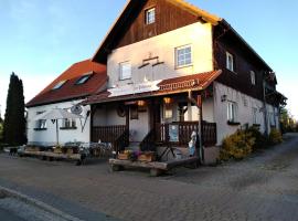 Pension und Gasthof Zur Scheune, pet-friendly hotel in Flecken Zechlin