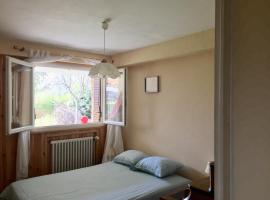 Chambre avec vue sur jardin, hotel sa Charnay-lès-Mâcon