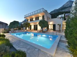Villa Dodo, hôtel à Makarska