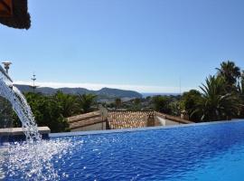 Villa Evora, hotel in Moraira