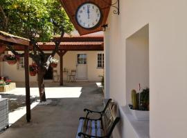 Lemon Tree Courtyard, hotel a Larnaka