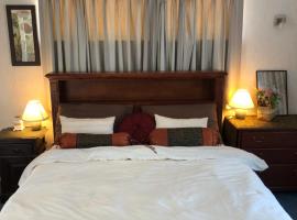 A Cozy Room with It's Own Privacy, hotel u gradu 'Upper Hutt'