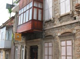 Odyssey Guest House, hotell i Bergama