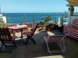 Apartamento con encanto en la playa frente al mar "Posada Rent House", hotel in Puerto del Rosario