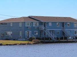 Fin 'N Feather Waterside Inn by Kees Vacations, hotelli kohteessa Nags Head