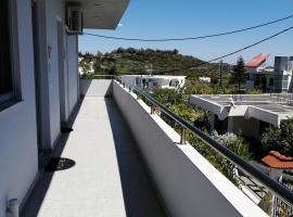 Paulsia Apartments, hotel in Psinthos