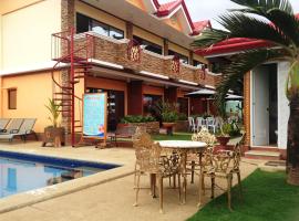 Citadel Bed and Breakfast: Puerto Princesa City şehrinde bir kiralık sahil evi