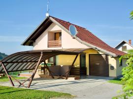 Liveza House, casa de campo em Miklavž pri Ormožu
