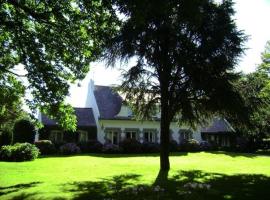 Villa Les Hortensias, hotel v destinaci Pont-Croix