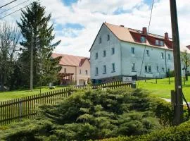 Dreiseitenhof Ferienwohnung Künzel