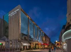 THE STAY Boutique Hotel Central Square - Free Compliments - Free Wi-Fi - TOP LOCATION - Nearby Paid Parking