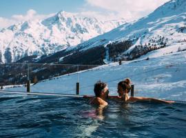 Hotel Enzian Hochsölden Superior, hotel cerca de Hainbachkar, Sölden