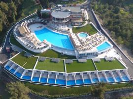 Alia Palace Hotel - Adults Only 16+, hotel in Pefkochori