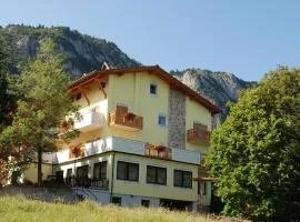 Hotel Fai