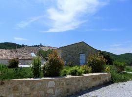 Gîte La Fontaine de Rocoule, rumah kotej di Rochefort-en-Valdaine