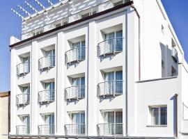 Residence Hotel Grandi Magazzini: Nuoro'da bir otel