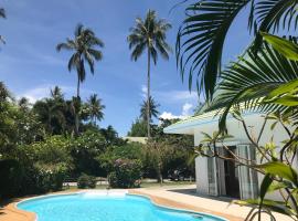 White House Near The Beach – hotel w mieście Hua Thanon Beach