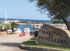 Appartamento DENTRO il comprensorio di Puntaldia a 400 m dalla spiaggia La cinta, hotel in Puntaldia