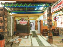 Dharmawati Homestay Syariah at Terminal Purabaya, vacation rental in Waru