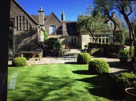 School House, hotel com estacionamento em Malmesbury