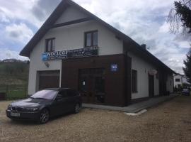 MS-OTEL POKOJE GOSCINNE 1,2,3 OSOBOWE ŻYWIEC Jezioro Żywieckie, B&B in Pietrzykowice