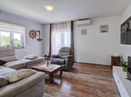 Apartment Senia，塞尼的飯店