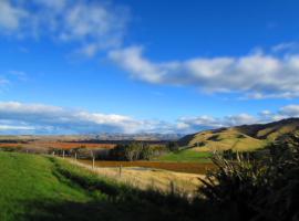 Hill Top Retreat, heimagisting í Lower Dashwood