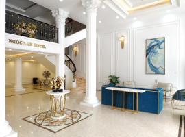 Khách sạn Ngọc Lan Hạ Long Hotel, hotel en Ha Long