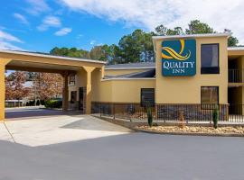 Quality Inn, hotel with parking in Villa Rica