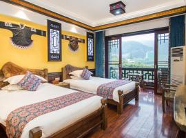 Floral Hotel · Huaxi Yihao Meisu Furong Town, hotel v destinaci Yongshun
