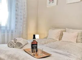 Bankowa 8 Guest Rooms