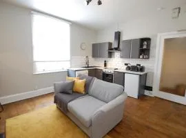 Modern One Bed Apartment, by Kipz City Centre Chester - Amazing Location & Quiet!